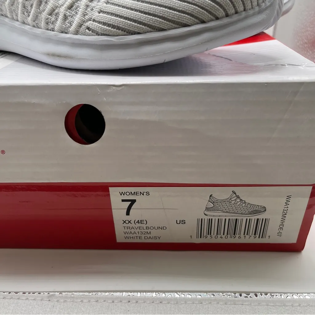 Propet Womens Sneakers Size 7 Travel Kind White Casual Slip On Shoes - Image 2