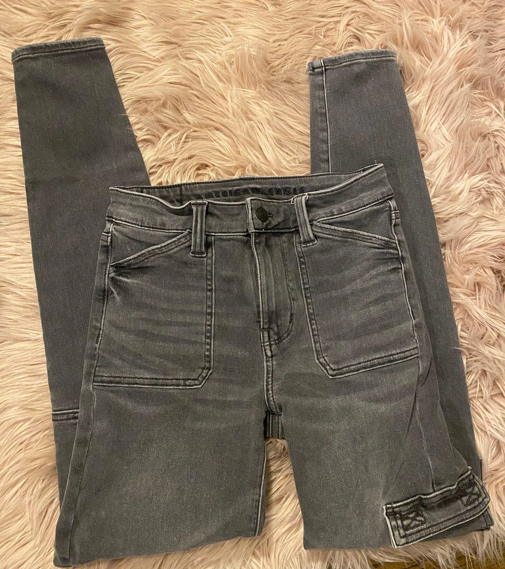 American Eagle Cargo Jeans - Image 4