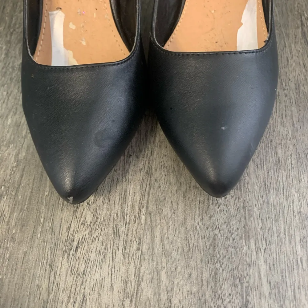 Leuven Alexander black pointed ankle strap heels Size 5.5 - Image 3