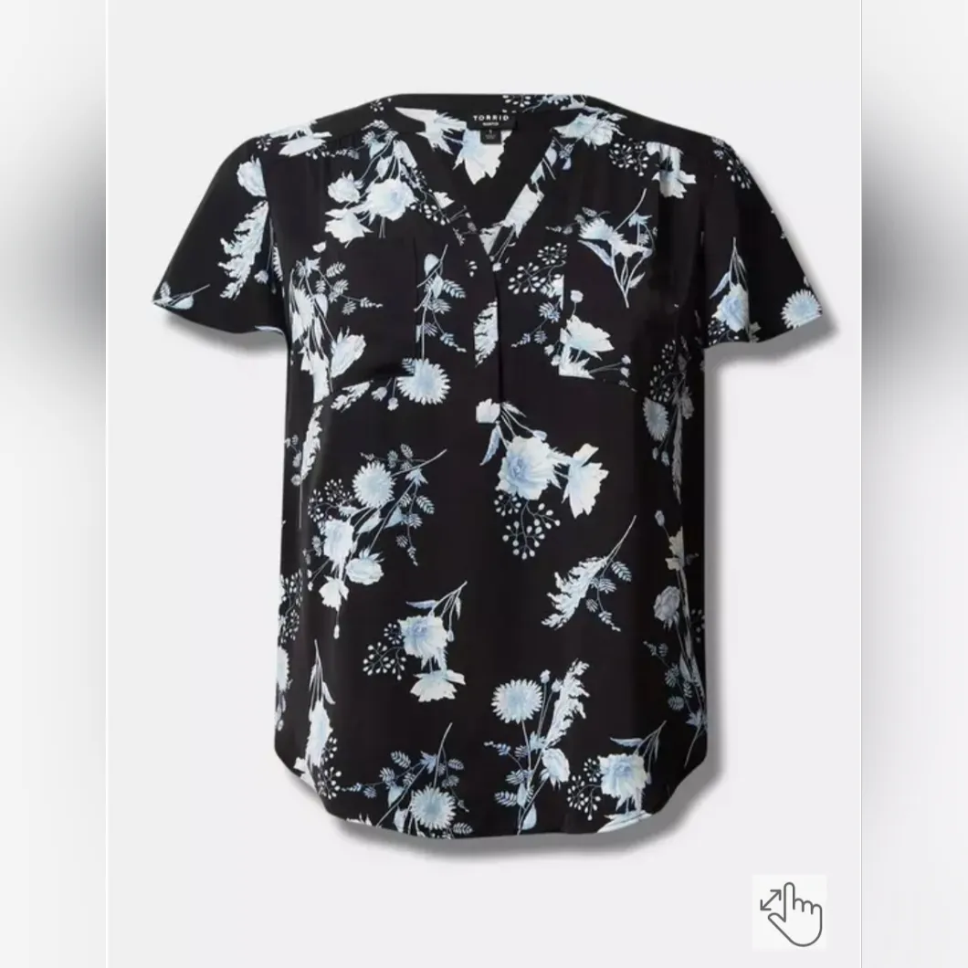 Torrid NWOT Sz  0 Floral Black and White Women's Top - Image 2