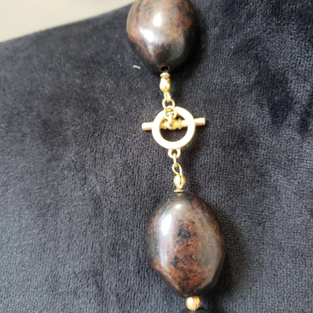 Womens Fashion Green & Brown Semiprecious Stone Necklace with Toggle Clasp - Image 5