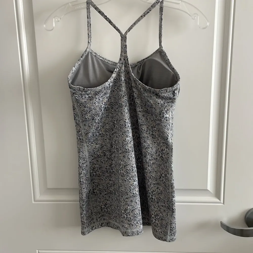 Lululemon Align Waist-Length Cami Racerback Padded Tank Top - Size 6 - Image 3