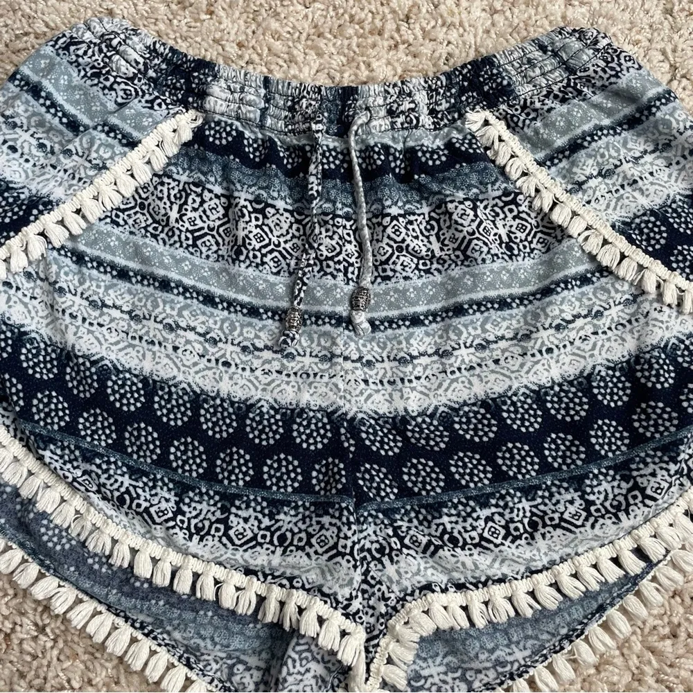 abercrombie and fitch shorts! - Image 2