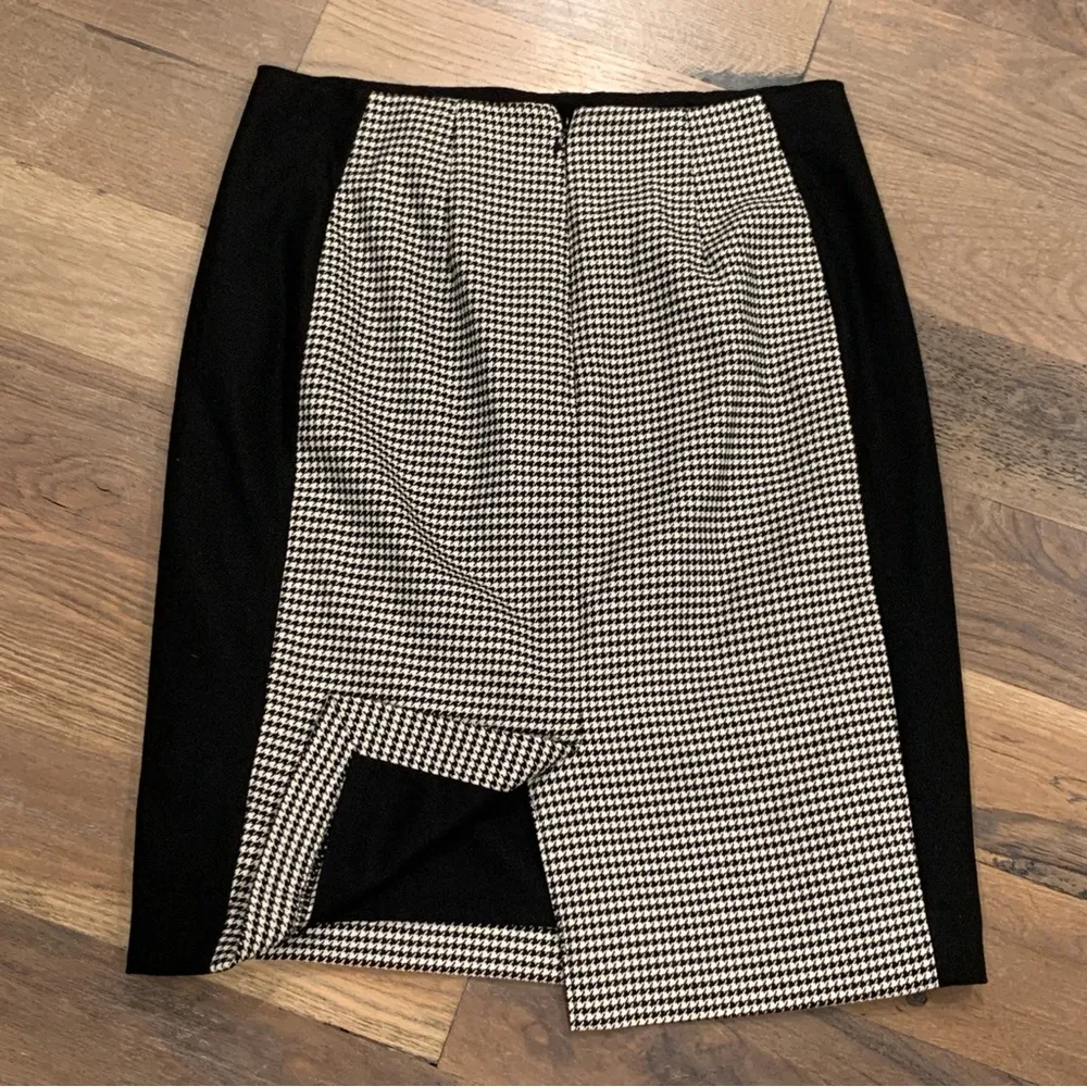 White House | Black Market  Houndstooth Pencil Skirt Size 4 - Image 5