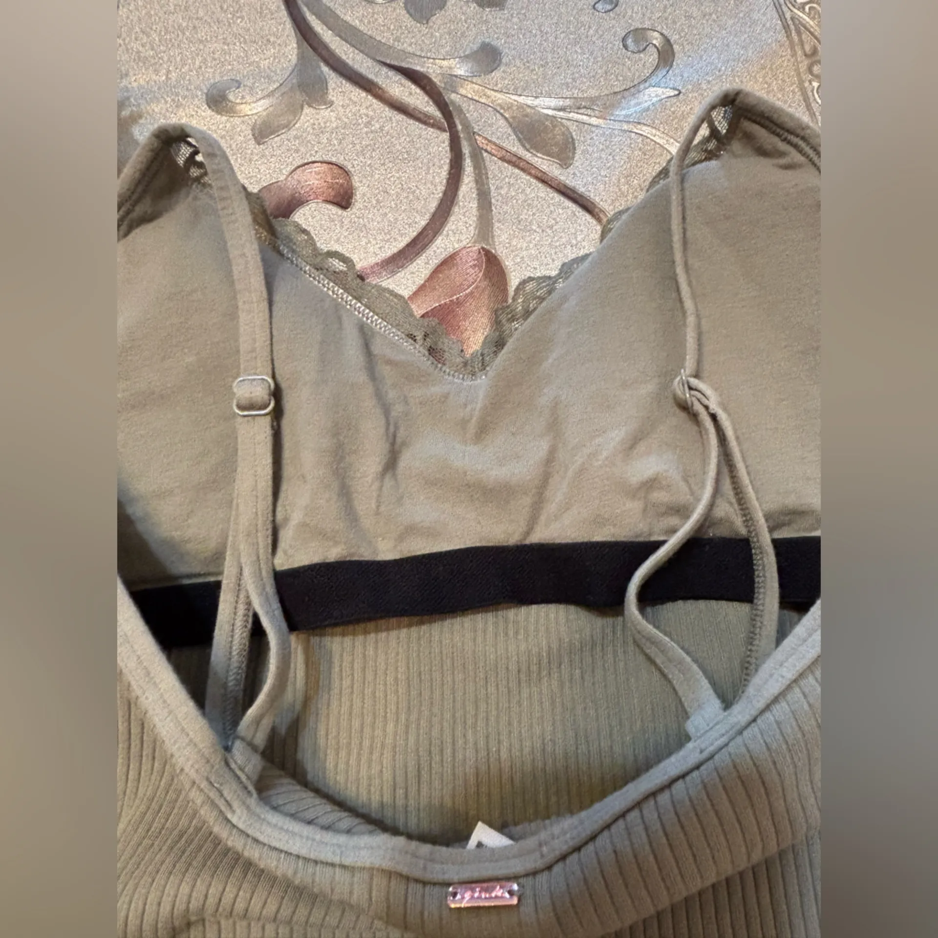 💚💚Victoria's Secret PINK Ribbed bodysuits size M 💚💚 - Image 8