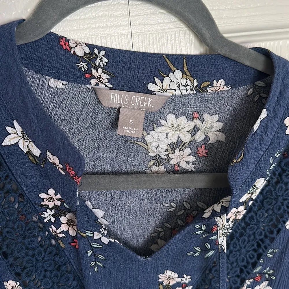 Falls Creek Floral Blouse - Image 2
