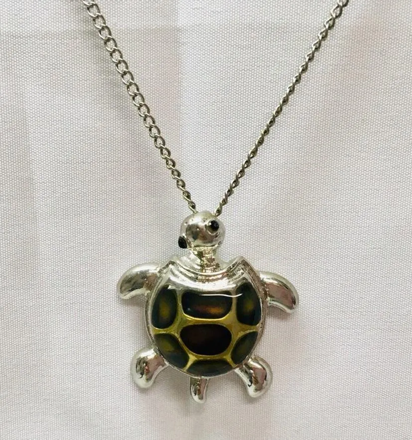Sea Turtle Charm Necklace Silver - Image 3