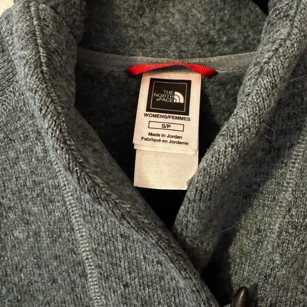 The North Face Women's Blue Button Neck Sweater - Image 4