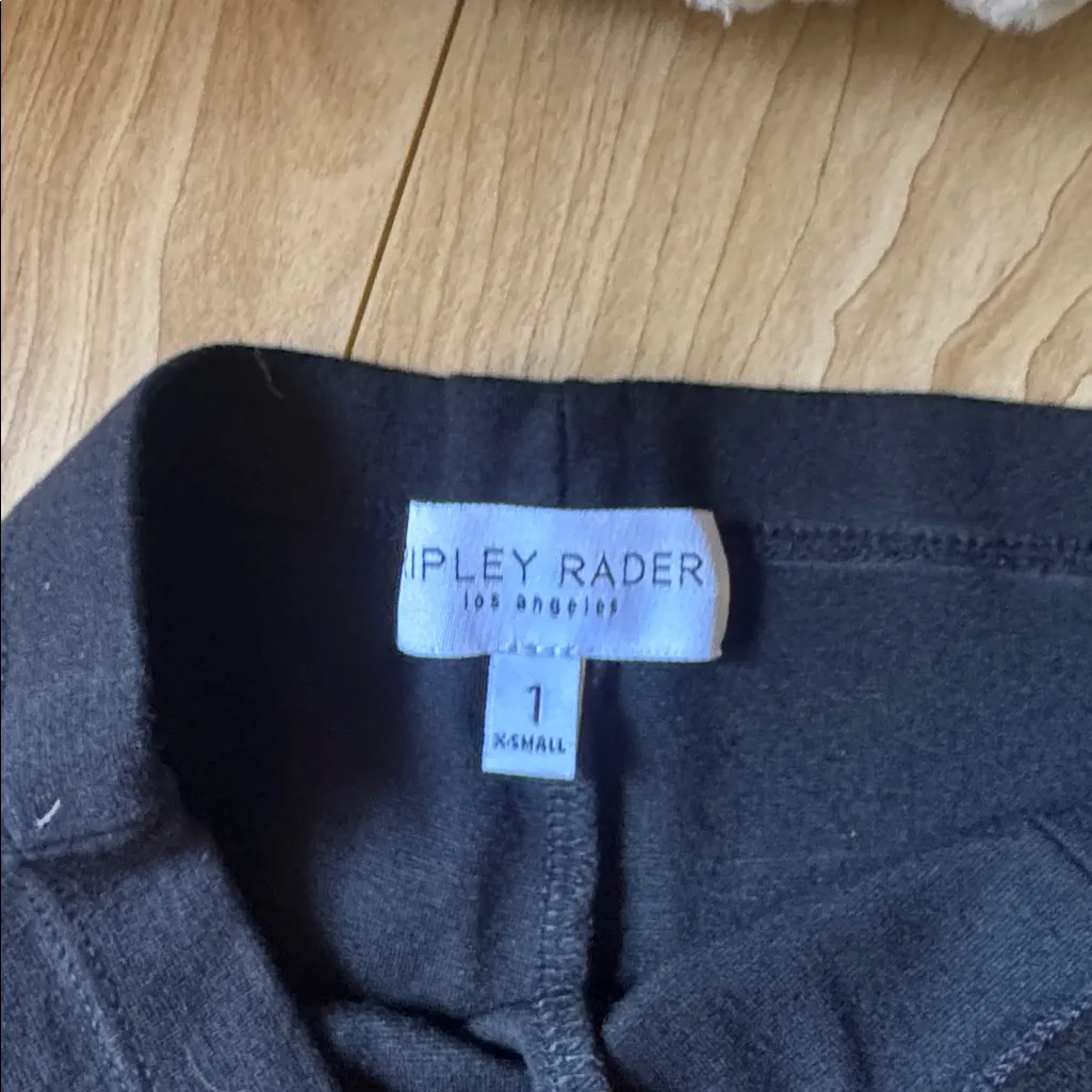 Elegant Black Women's Pants Size undefined - Image 2