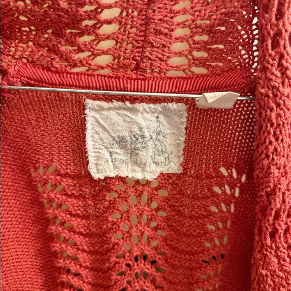 Beautiful  Angel Of The North Crochet Cardigan Size Small - Image 3