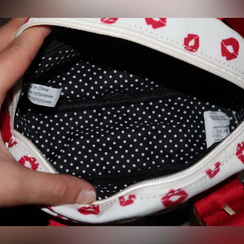 Betty Boop Red Lips Shoulder/crossbody Bag with Adjustable Strap new - Image 9