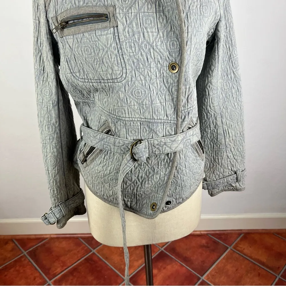 Free People Grey Quilted Belt Jacket - Image 5