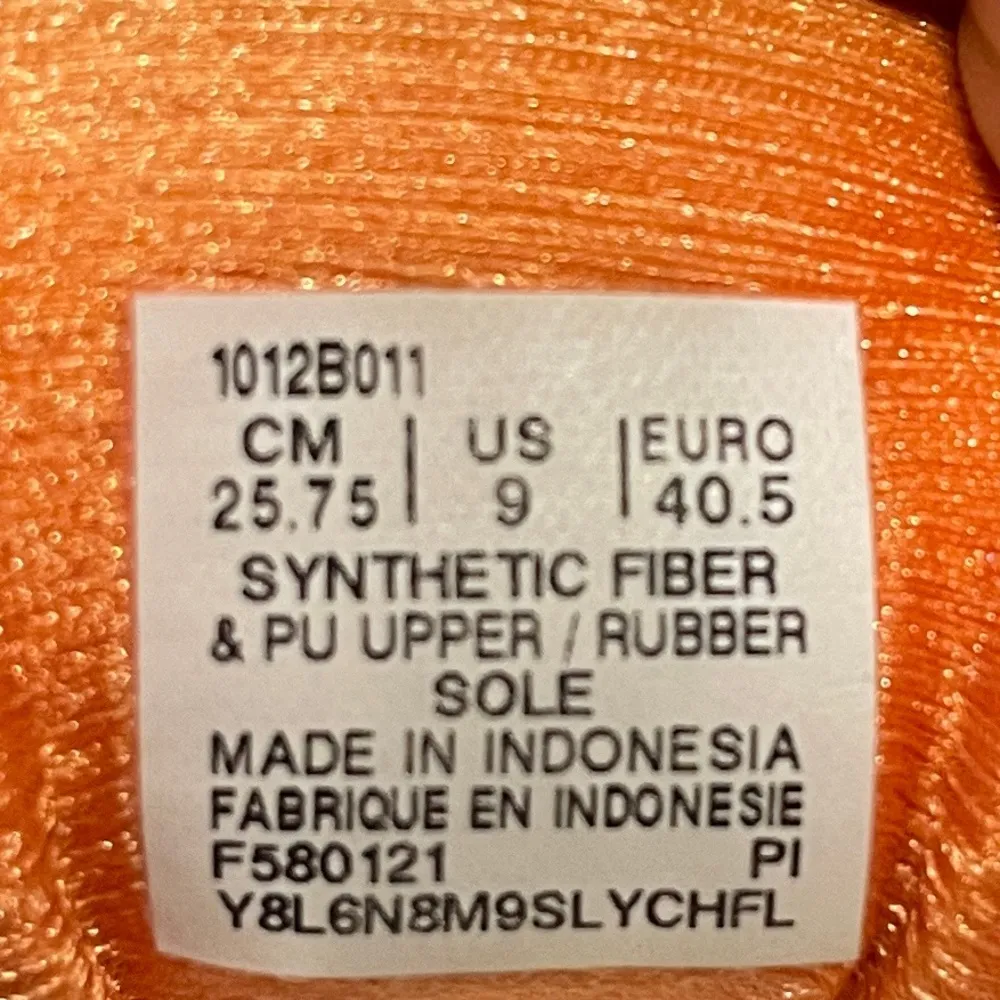 ASICS Gel Nimbus 23 Color Injection Pack Hot Pink/Sour Yuzu 1012B011 Women Sz 9 - Image 13