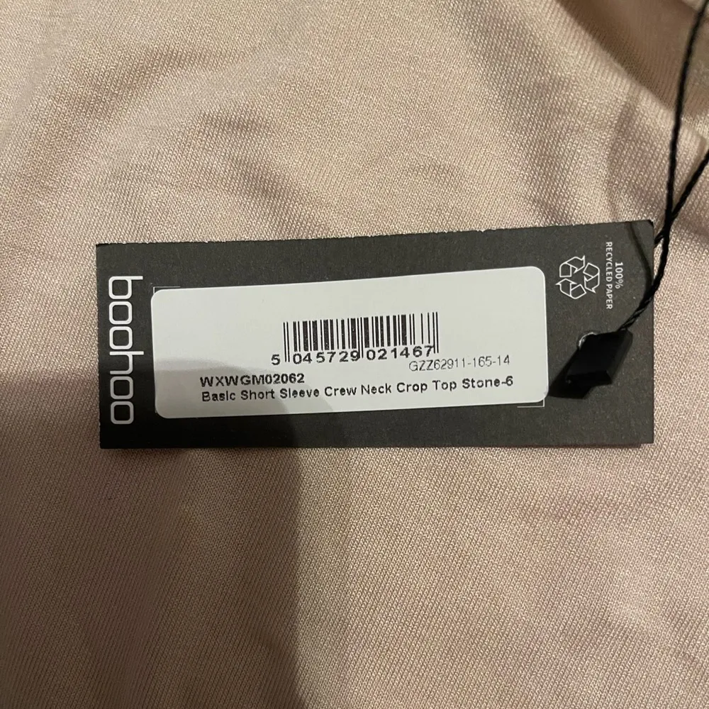 NWT cropped tee - Image 8