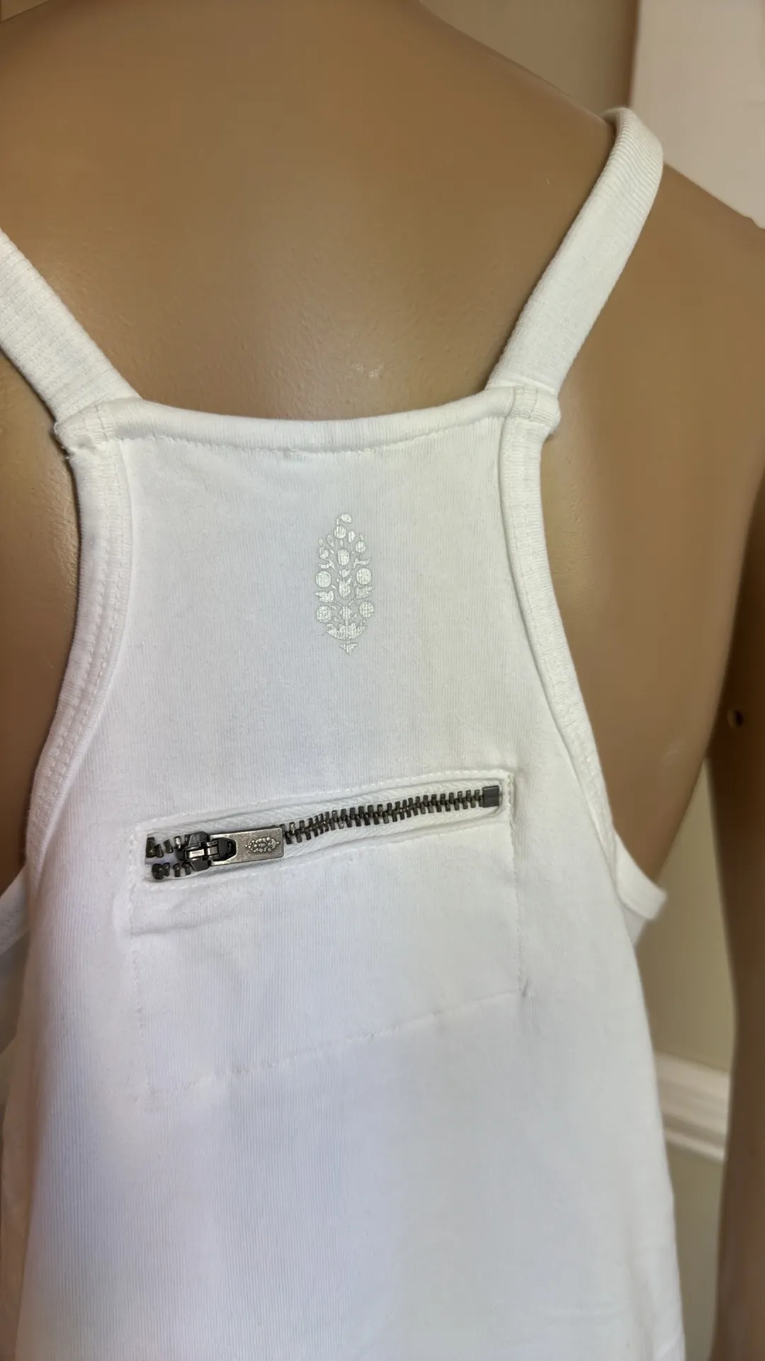 HOT SHOT MINI DRESS  XS NWOT - Image 9