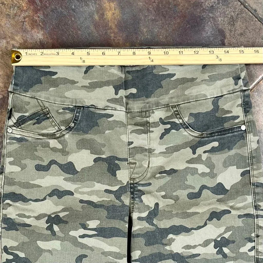 Rock & Republic Fever Denim RX Distressed Camo Leggings 12 - Image 2