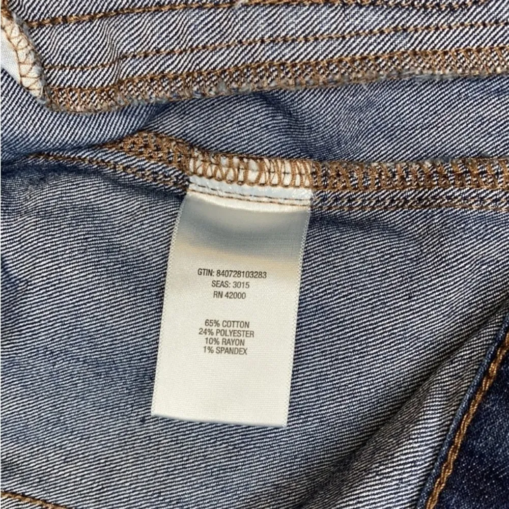 Adam Levine Women’s Jean Jacket Size Small - Image 5