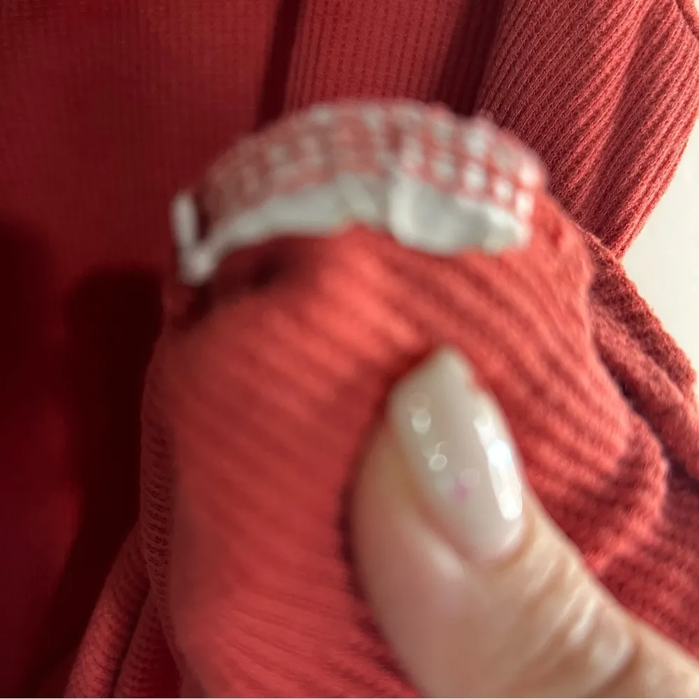 Volcom‎ Women’s Lived In Lounge Orange Thermal Top - Image 7