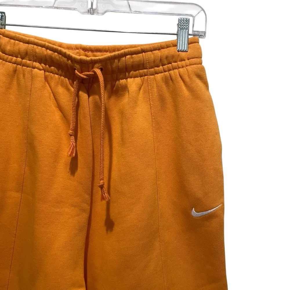 NIKE Sportswear Essential High Rise Fleece Shorts Women’s Size Small - Image 5