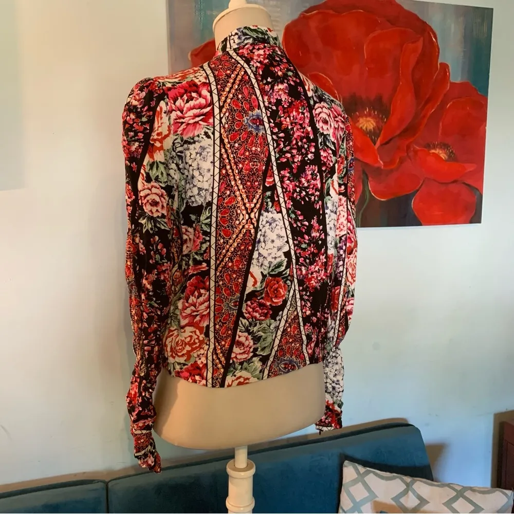 JAASE Colorful Floral Zipfront Cropped Jacket Ruched Sleeves Women's Size XS - Image 2