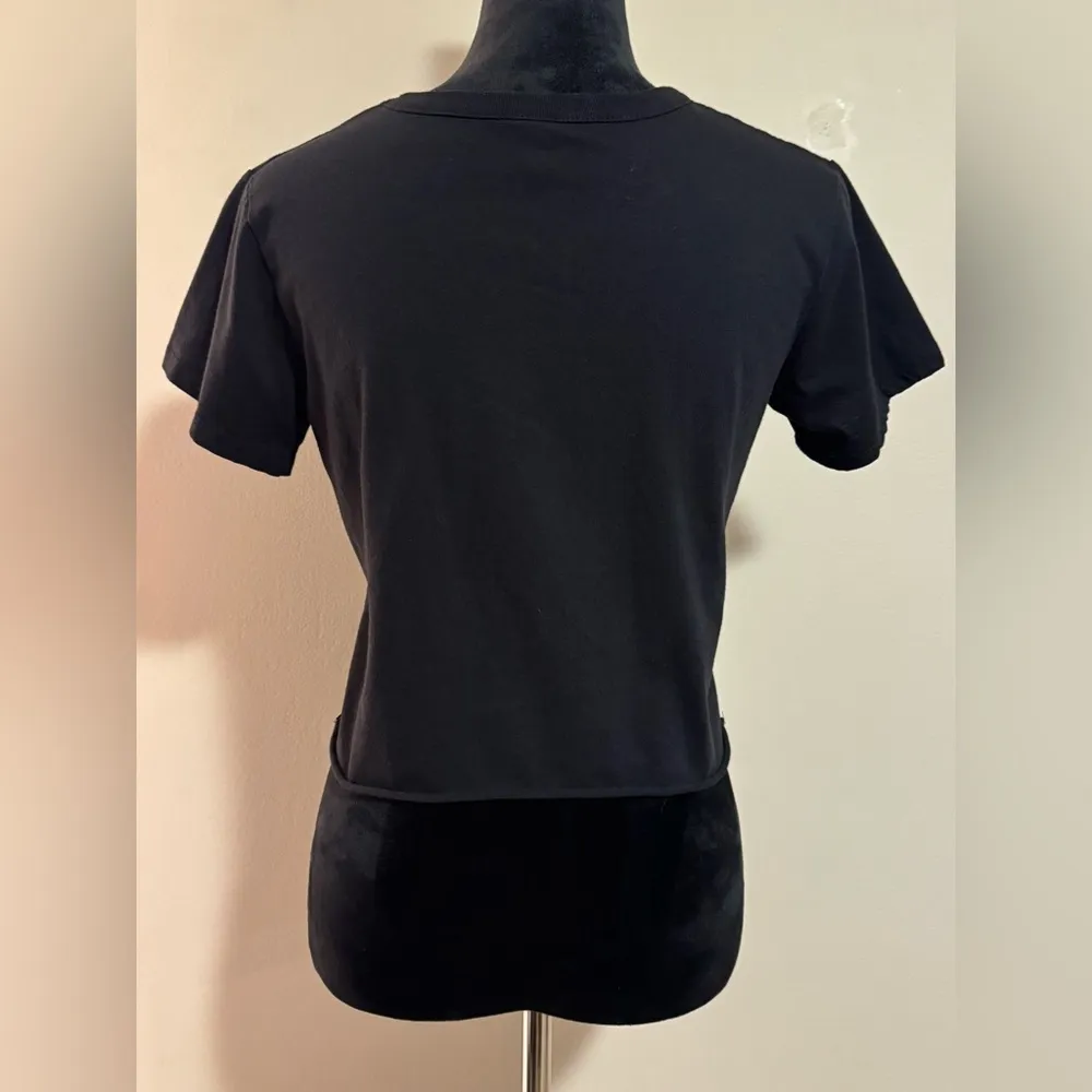 EUC Unbranded Black & Red Cherry Bomb Graphic Tee size XL - Image 5