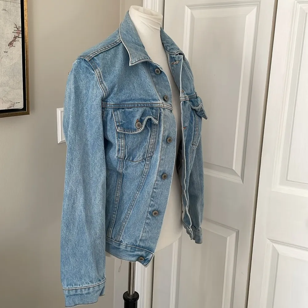 Cutest Blue Brandy Melville Fitted Jean Jacket - Image 6