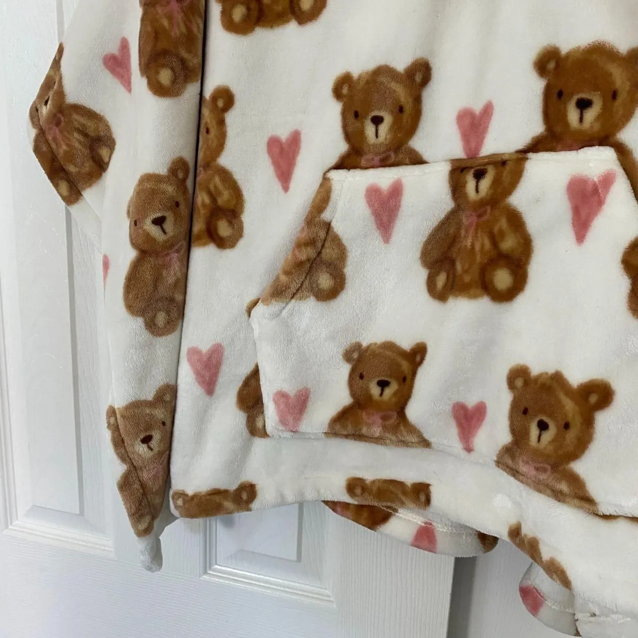 Throwzy Fuzzy Soft White Brown Pink Teddy Blanket Sweater Poncho One Size OS - Image 3