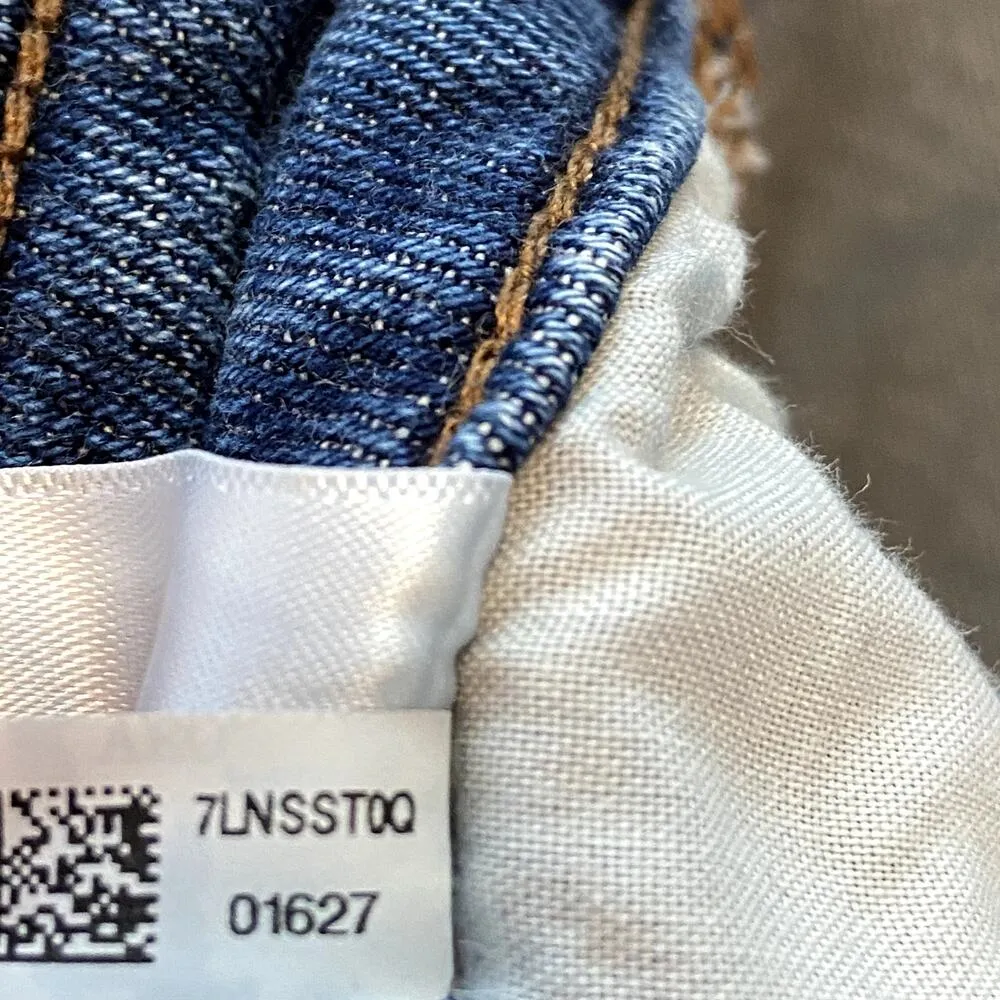 American Eagle Mom Jean Stretch Dark Wash Distressed High Rise Raw Hem 00 Blue - Image 7