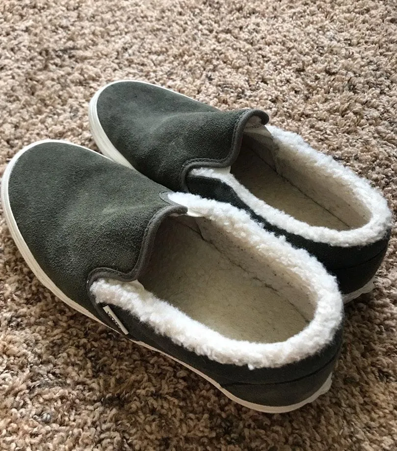 Vans Green Suede  Slip on - Image 2