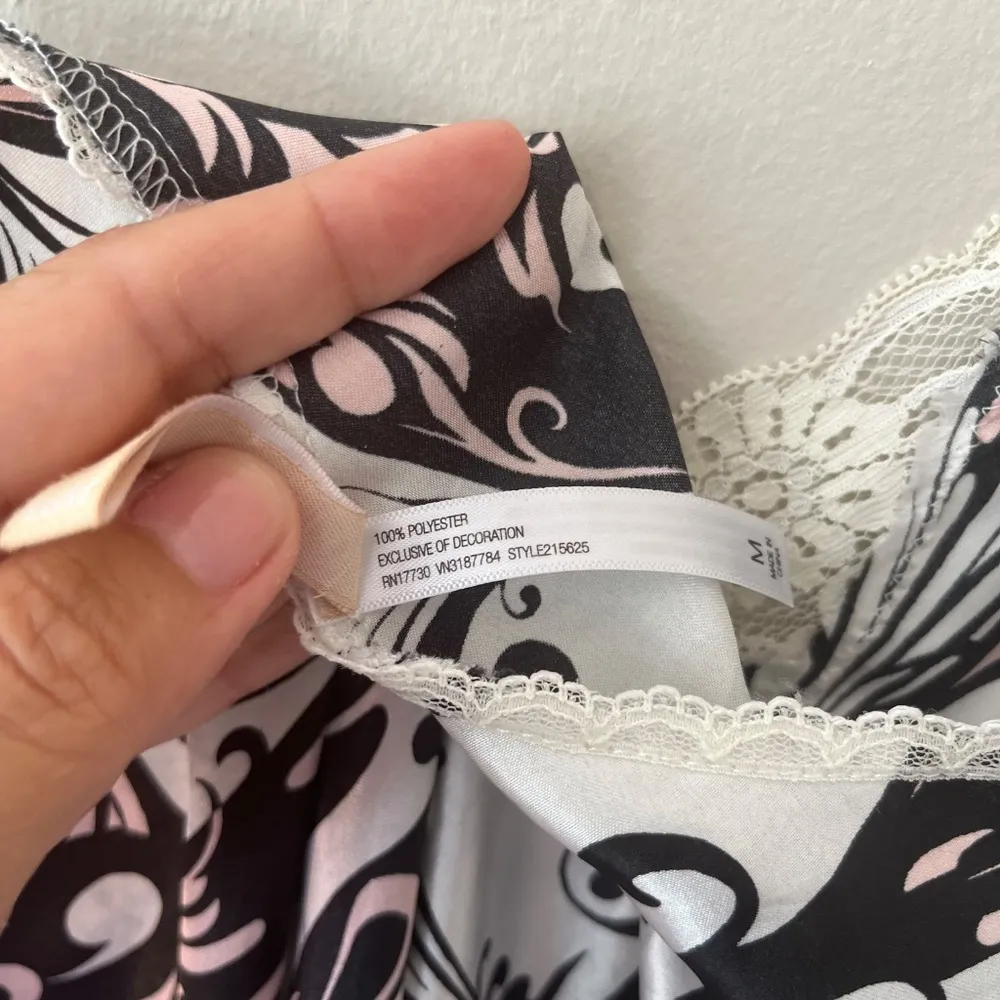 Gilligan OMalley Sz‎ M LUXE Satin Babydoll Shiny Lacy Night Gown V Neck Silver Size M - Image 8