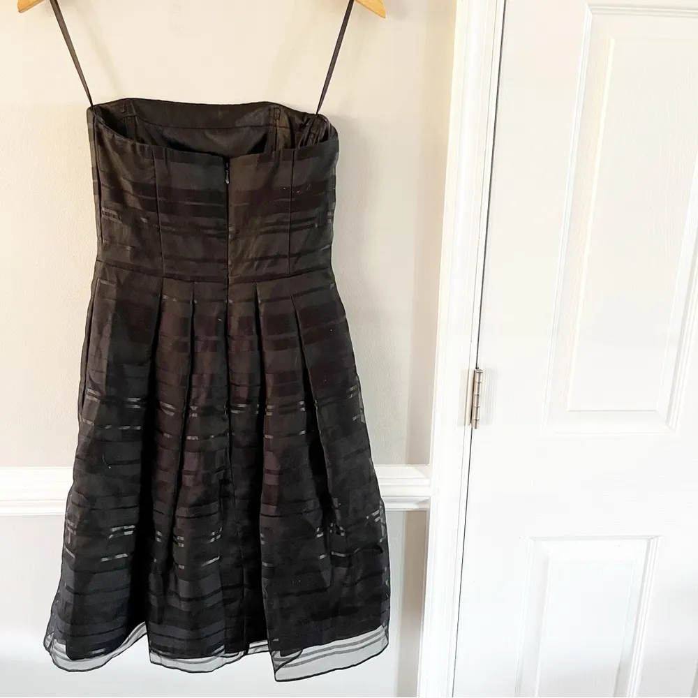 White House Black Market Black Strapless A line Cocktail Dress Size 0 - Image 3