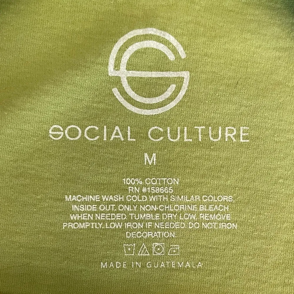 Nashville Country Western Music Festival Women's Green Crop Top Size M - Image 5