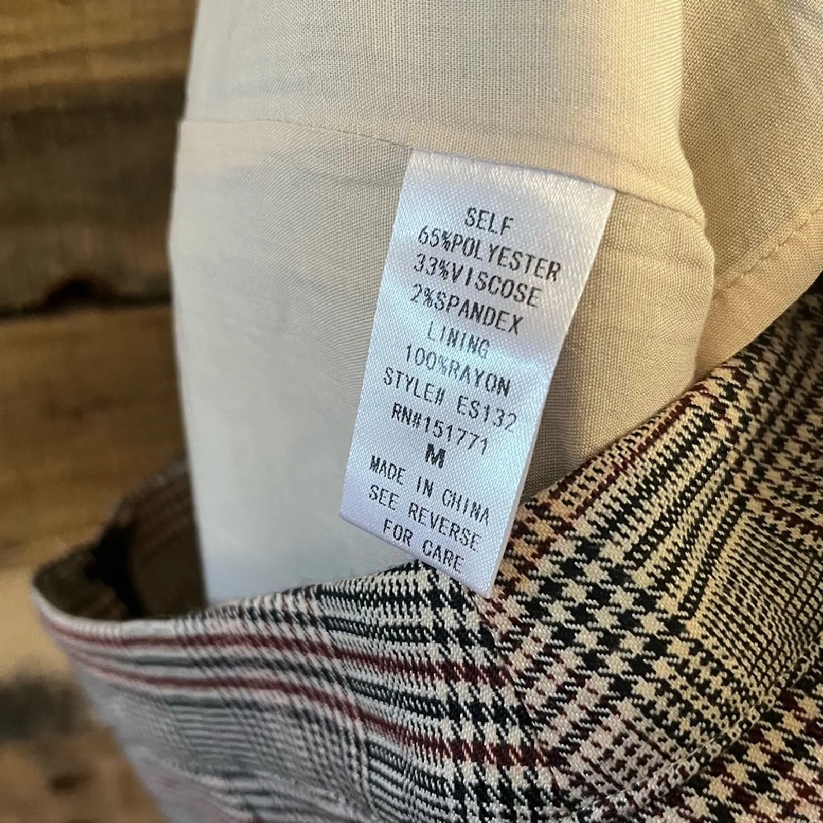 Le Lis Plaid‎ Skirt Size Medium - Image 7