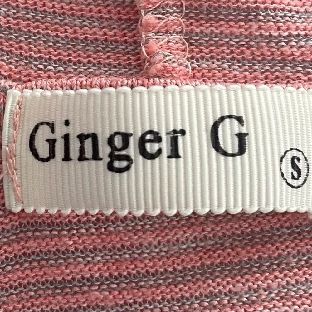 Ginger G women’s pink ribbed hooded lightweight w/side ties sweater, size S - Image 2