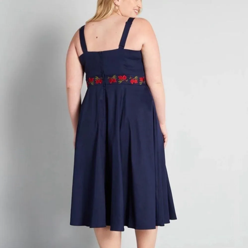 NWT ModCloth x Collectif Laureen Navy Red Pomegranate Swing Dress Size 8 Medium - Image 5