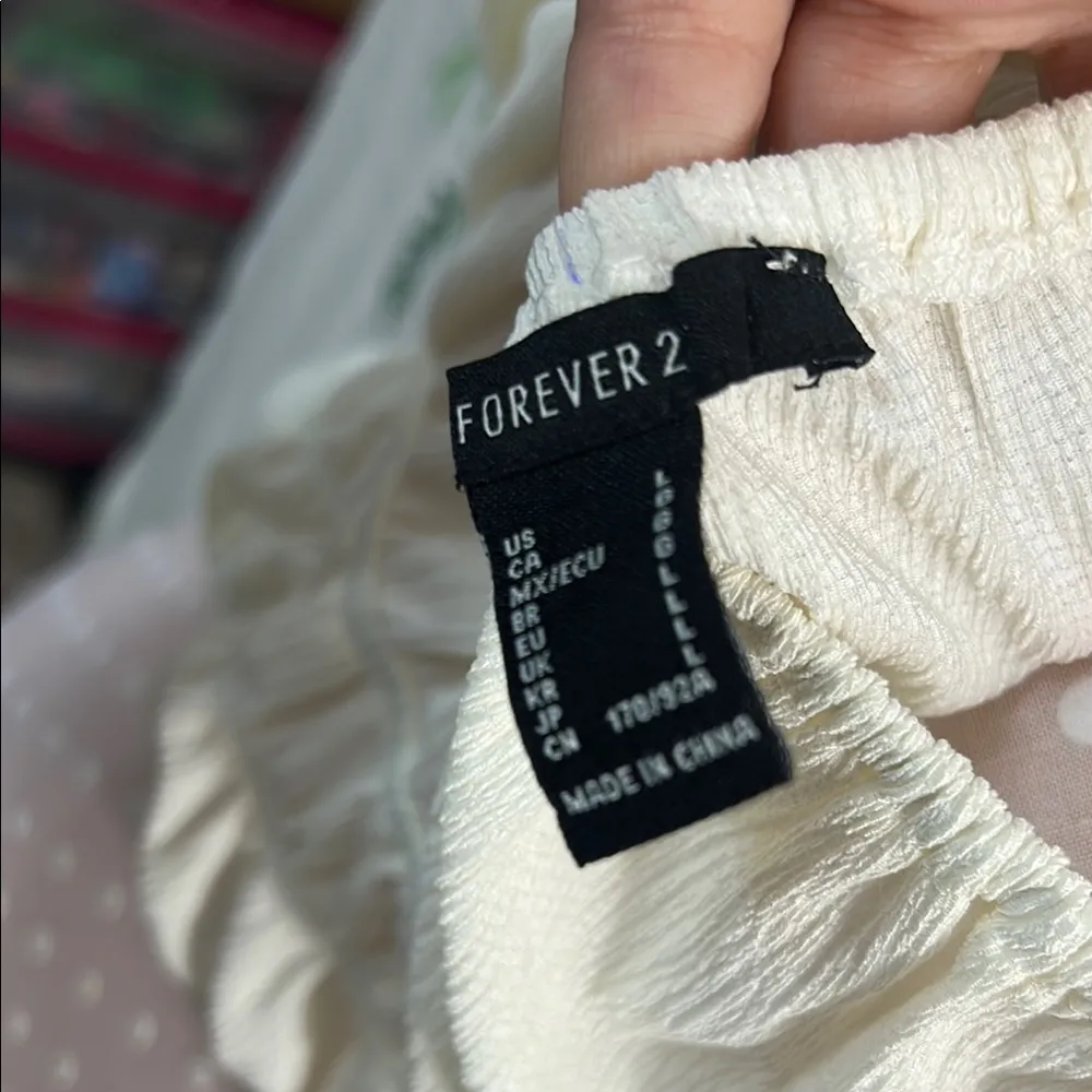 Forever 21 Cream Crop Top A3 - Image 4