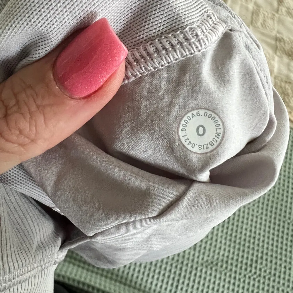 Lululemon Dance Studio Mid-Rise Lined Jogger
Size 0 - Image 5