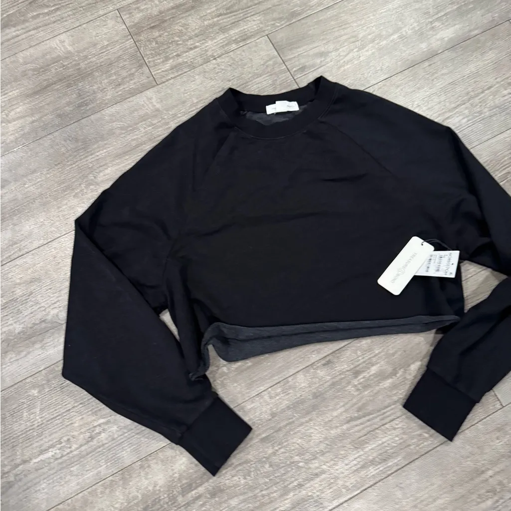 Treasure & Bond Black Cropped Sweatshirt - Image 6