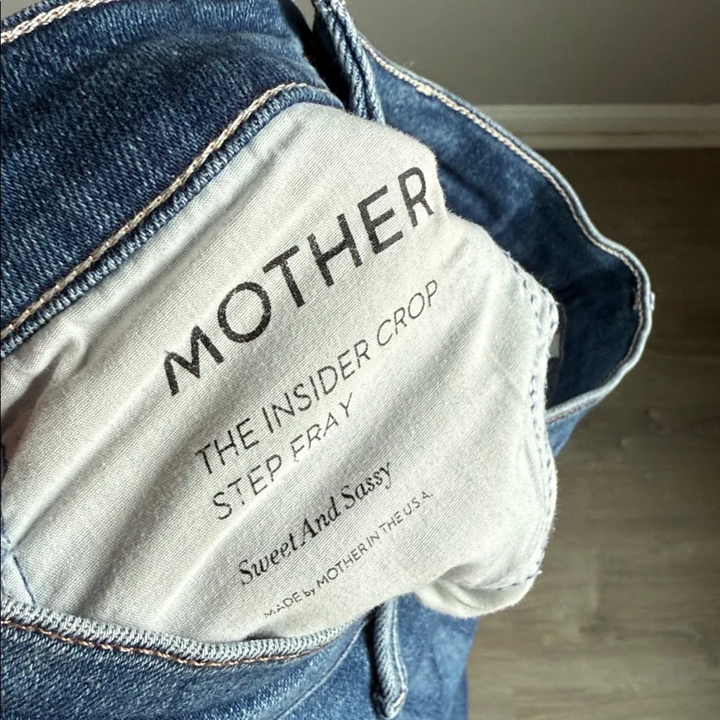 MOTHER The Insider Crop Step Fray Flared Jeans in Sweet And Sassy 25 Blue - Image 11