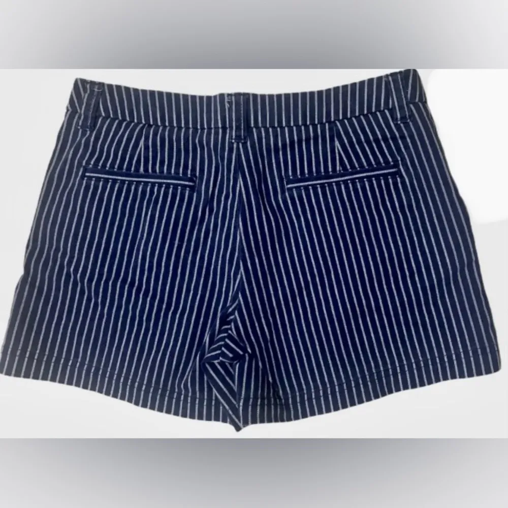 BCG WOMEN SHORTS - Image 2