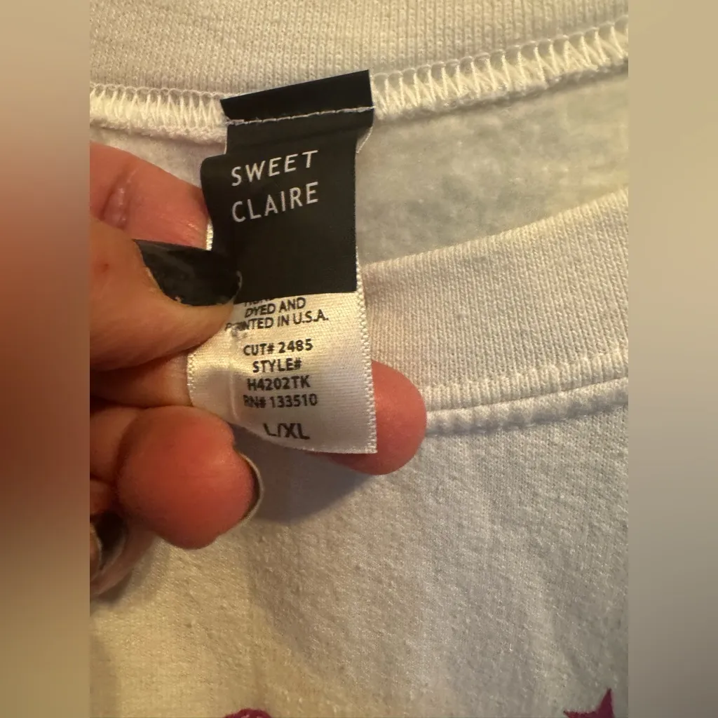 Sweet Claire  White Sweatshirt with Pink Print - Image 3