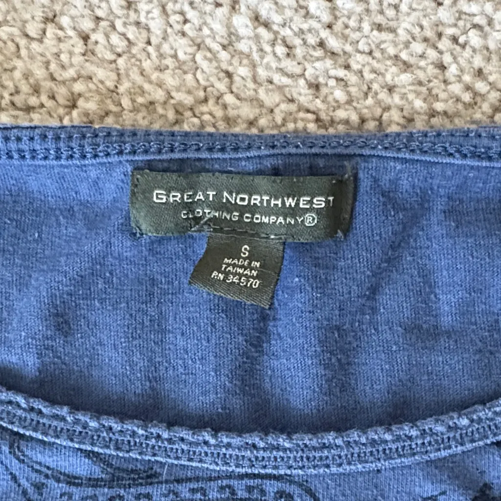 Great Northwest Clothing Company Navy Paisley Y2K Top - Image 2