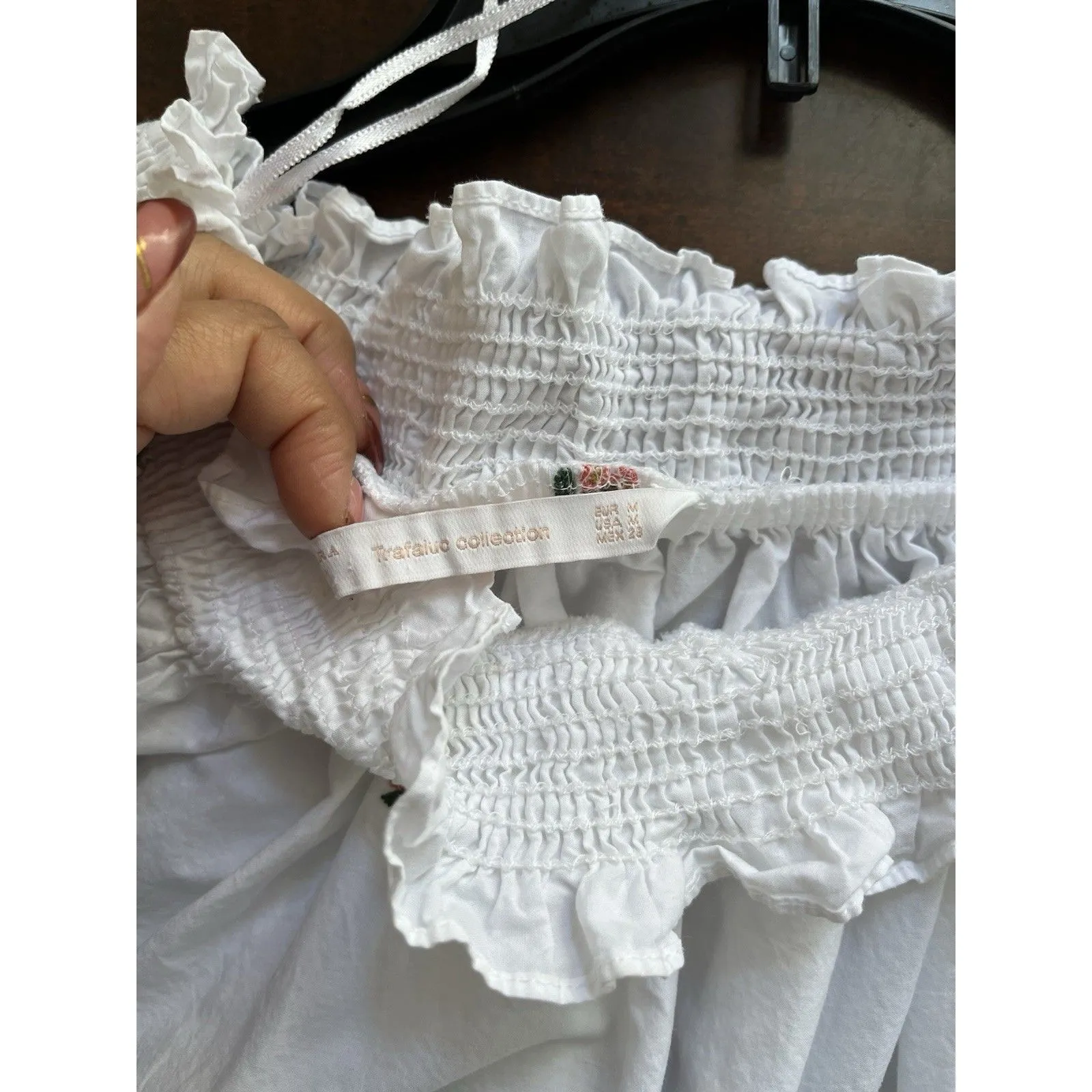 Zara Trafaluc M White Floral Blouse Floral Embroidered Top Off Shoulder Peasant - Image 6
