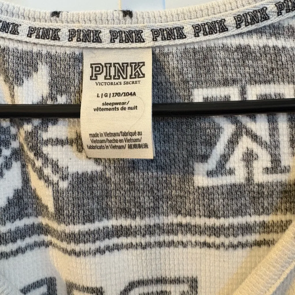 Victoria's Secret PINK thermal henley Top - Image 3