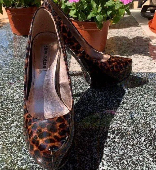 Leopard Platform Pumps Size 8 - Image 4