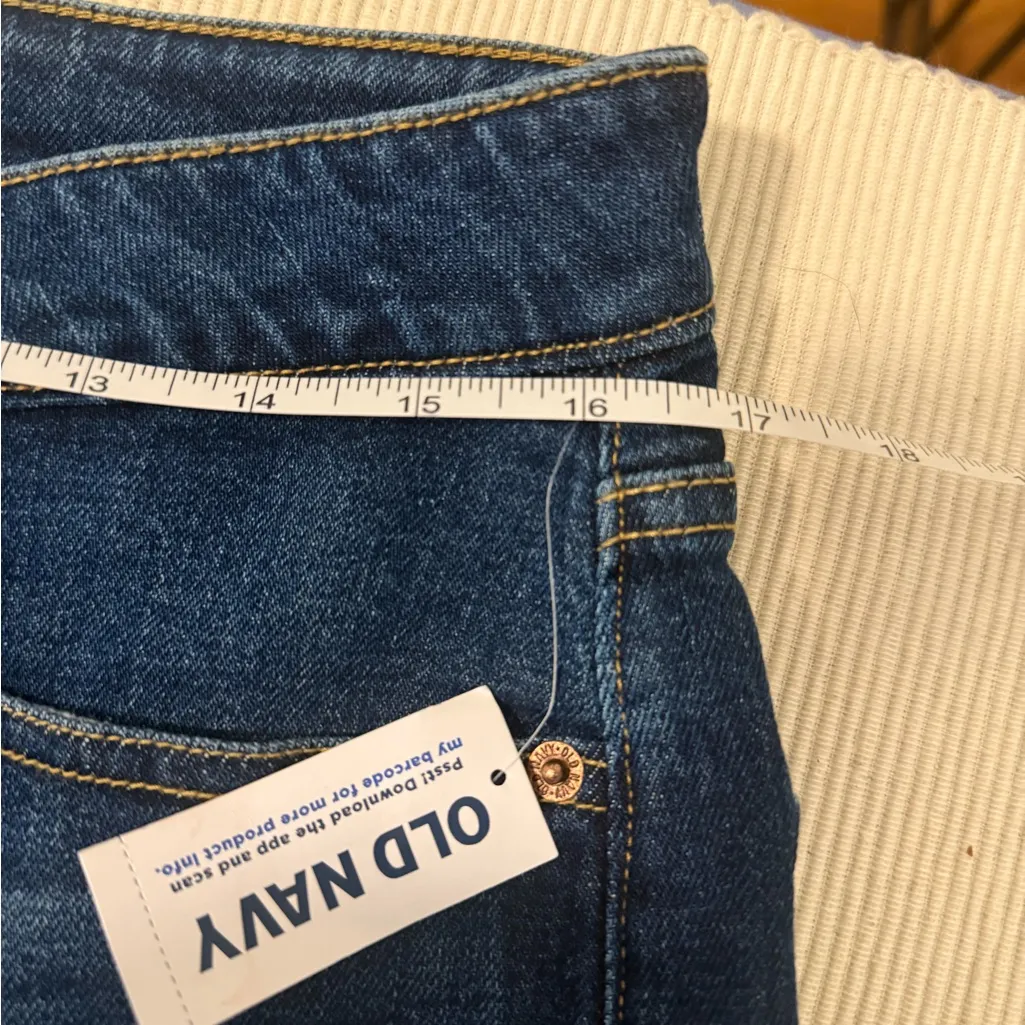 Old Navy Women's Blue Jean Shorts 12 - Image 6