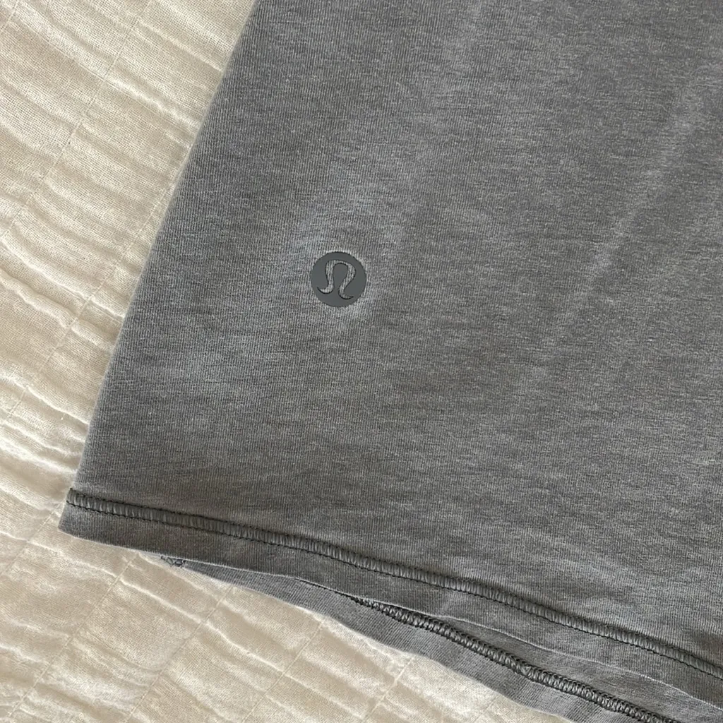 LULULEMON All Tied Up Tank *Wash in Sublimado Pigment Dye Asphalt Grey Size 4? - Image 9