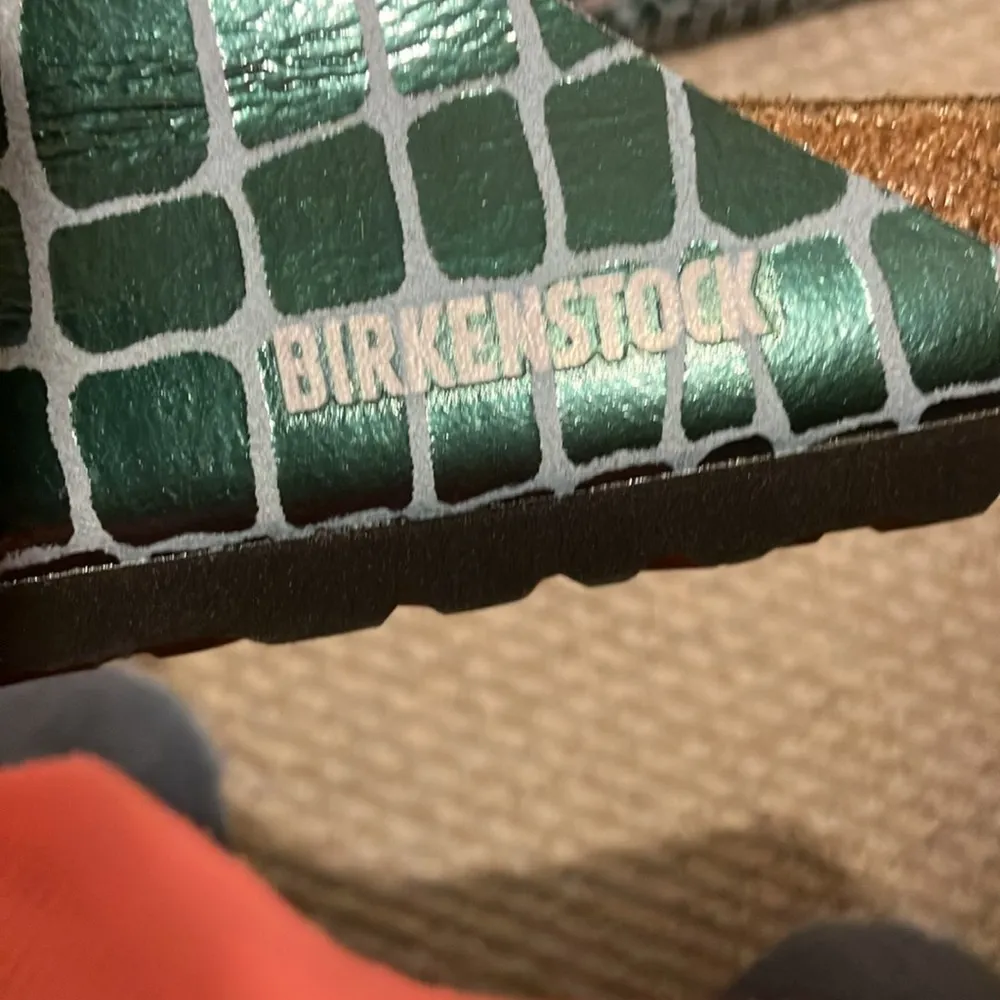 Birkenstock 2 straps sandals NWOT - Image 3