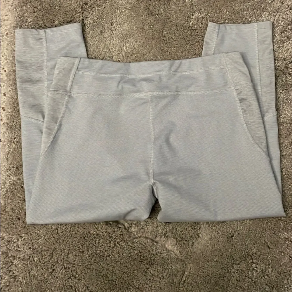 Apaña leggings size large - Image 3