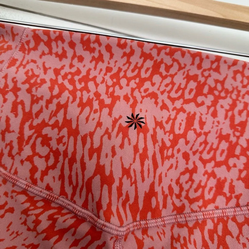 Athleta Women’s Large Orange Patterned Salutation Stash II Pocket 7/8 Tight - Image 3